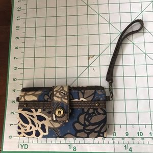 Relio Floral Wallet with Wrist Strap